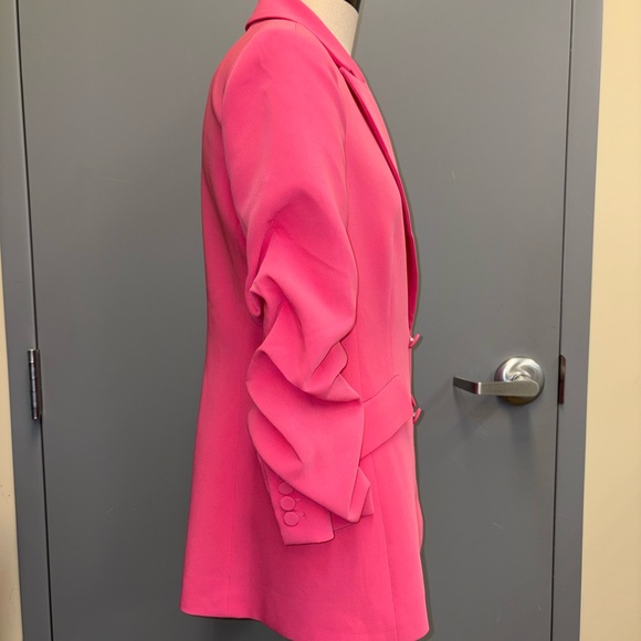cinq a sept Vibrant Hot Pink Double-Breasted Blazer size 6 ruched sleeves - Picture 3 of 12